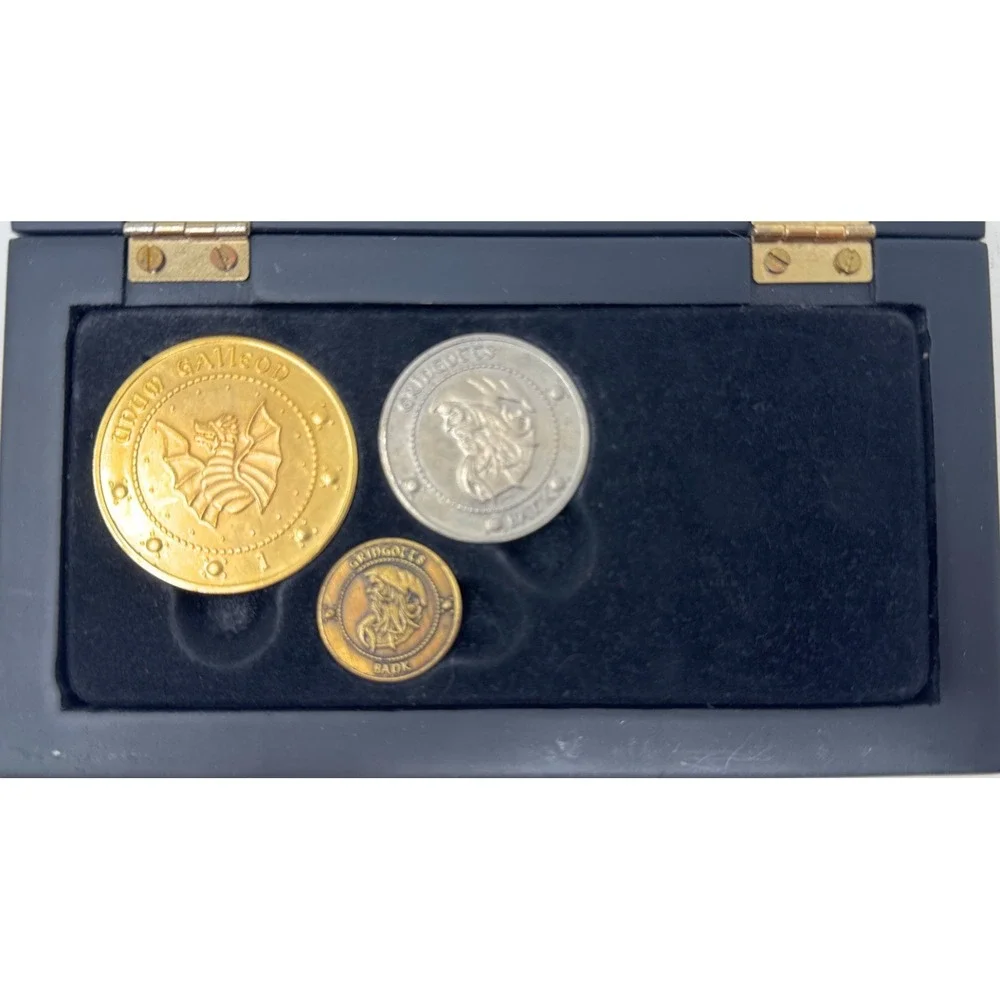 Noble Collection Harry Potter -The Gringotts Bank Coin Collection‎ w/Case